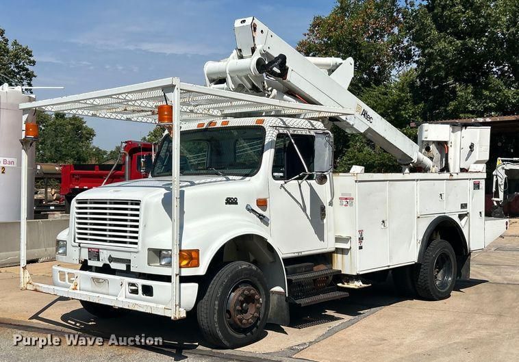 1997 International 4700 Equipment Image0