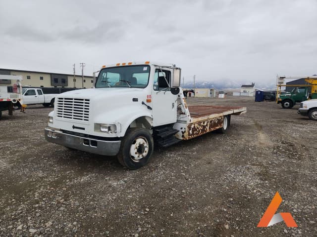 Image of International 4700 equipment image 2