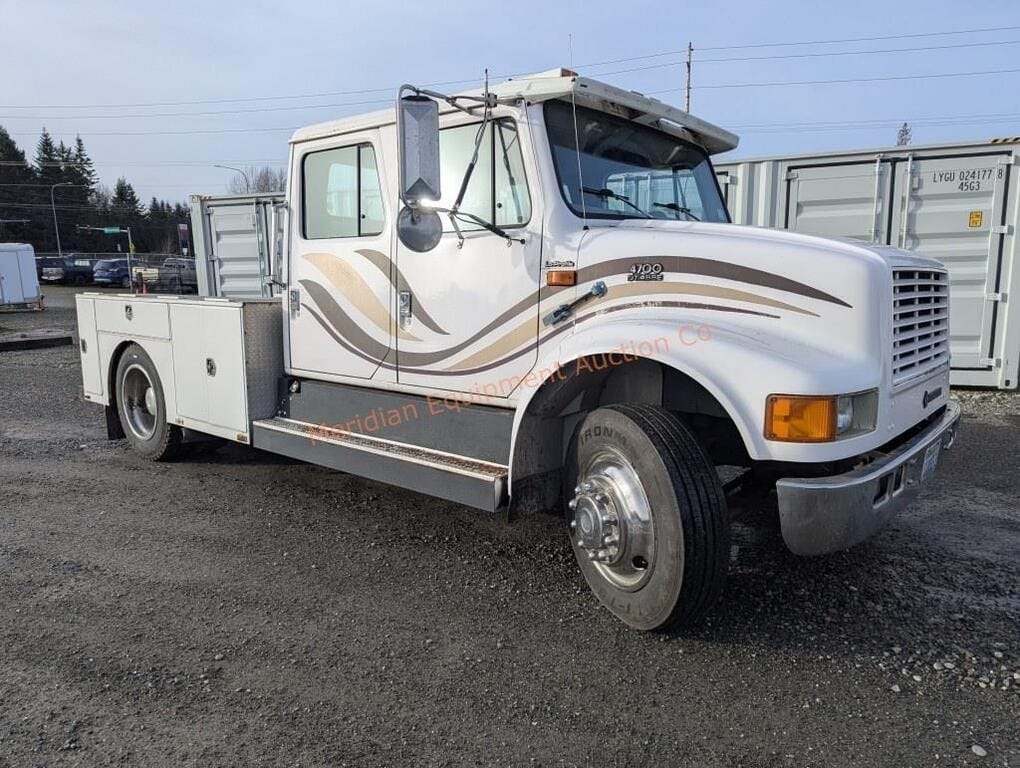 1997 International 4700 Equipment Image0