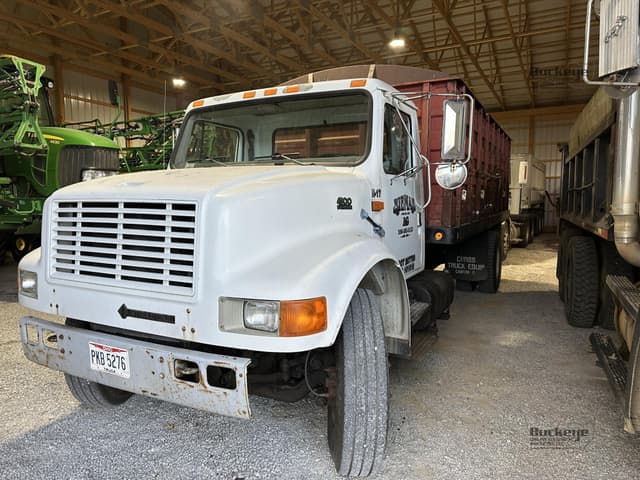 Image of International 4900 equipment image 3