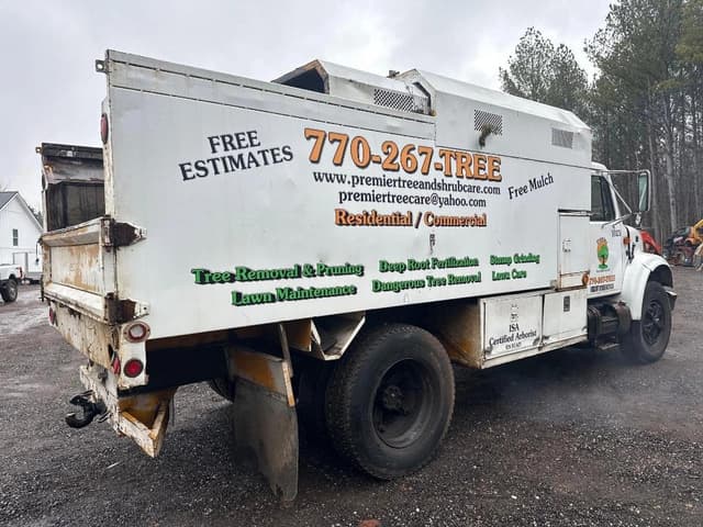 Image of International 4900 equipment image 4