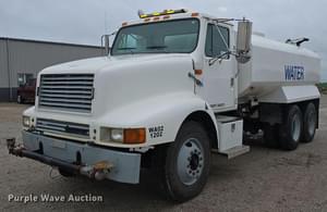 1997 International 8200 Image