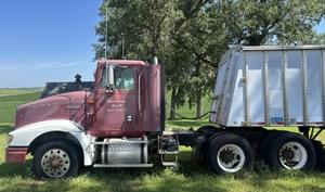 1997 International 9400 Image