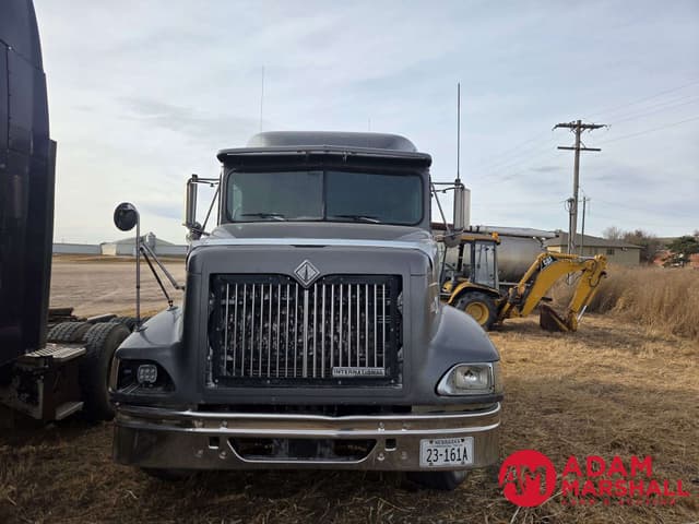 Image of International 9200 equipment image 2