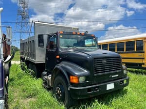 1997 International 4900 Image