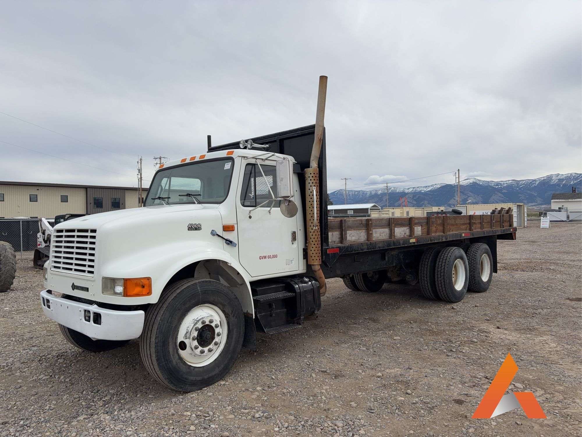 1997 International Navistar 4900 Equipment Image0