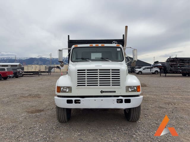 Image of International Navistar 4900 equipment image 3