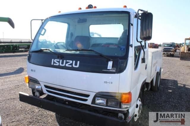 Image of Isuzu NPR equipment image 4
