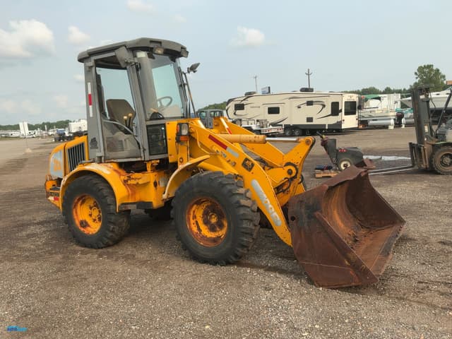 Image of JCB 409B equipment image 1