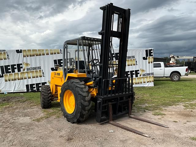 Image of JCB 930 equipment image 2