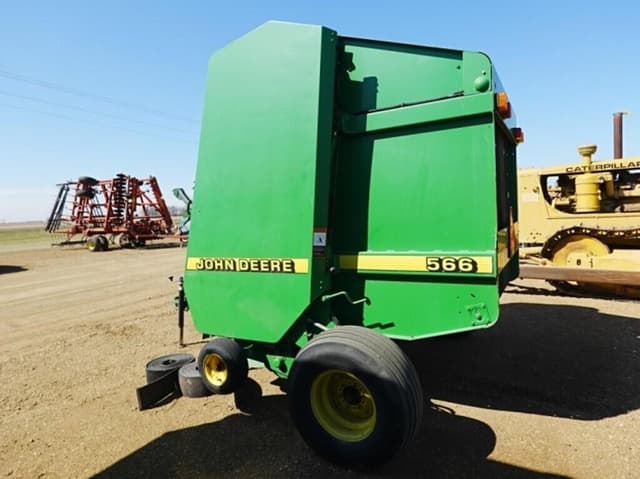 Image of John Deere 566 equipment image 4