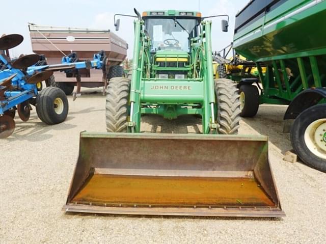 Image of John Deere 7410 equipment image 3