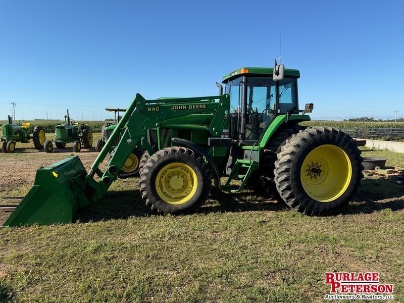 Image of John Deere 7810 Primary image
