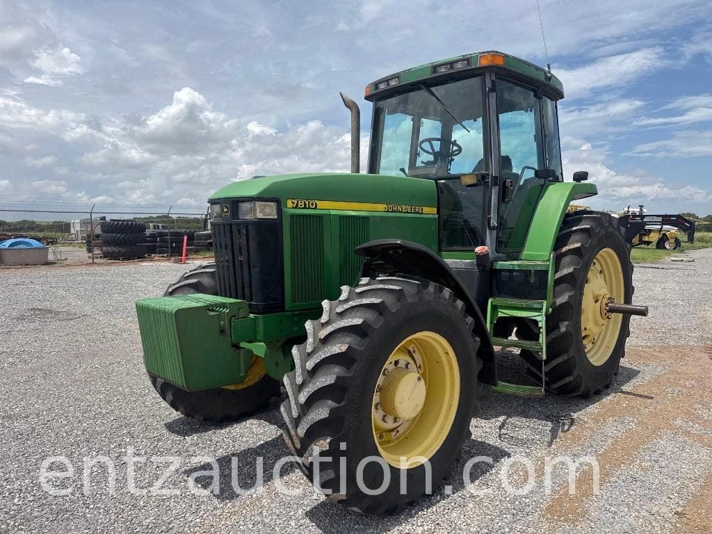 1997 John Deere 7810 Equipment Image0