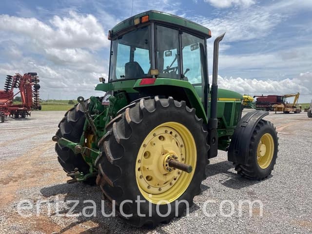 Image of John Deere 7810 equipment image 3
