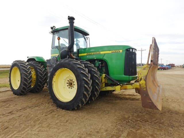 Image of John Deere 9400 equipment image 1