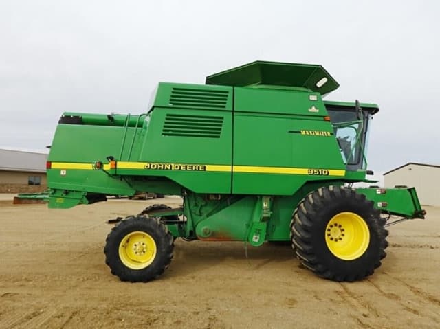 Image of John Deere 9510 equipment image 3