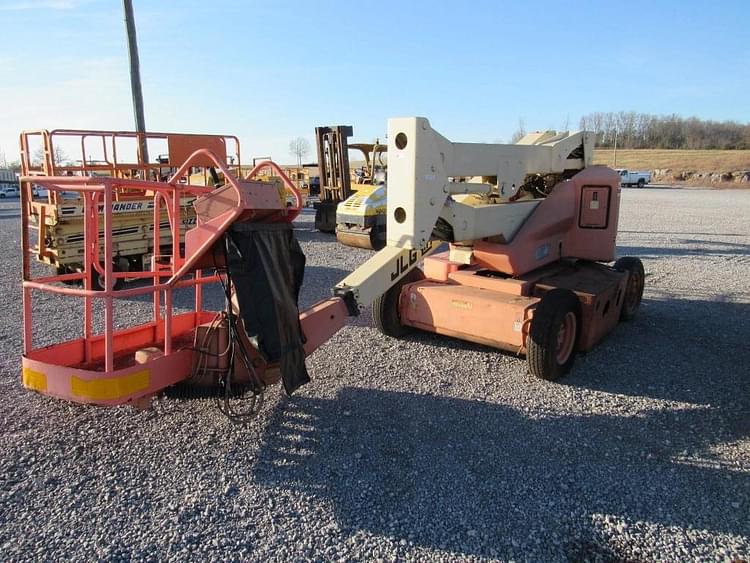 1997 JLG 40IC Equipment Image0