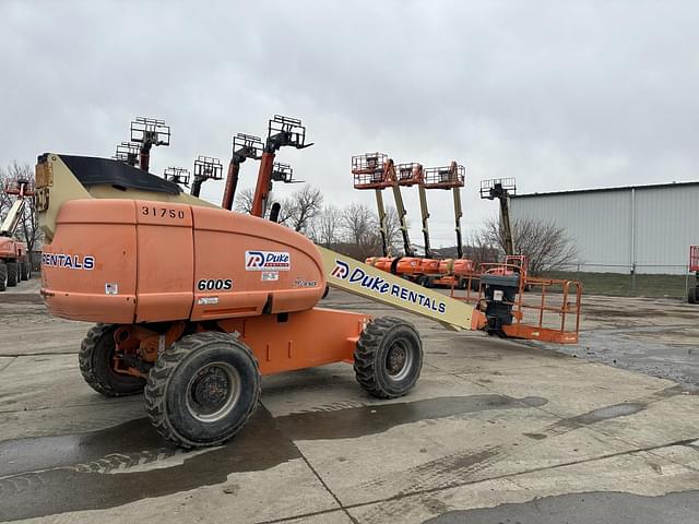 Image of JLG 600S equipment image 4