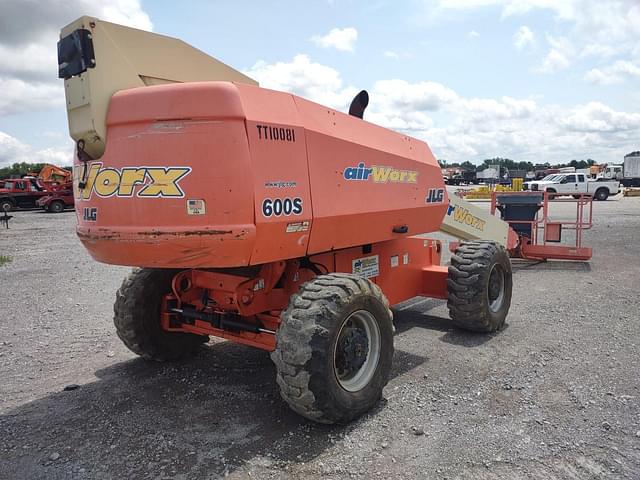 Image of JLG 600S equipment image 4