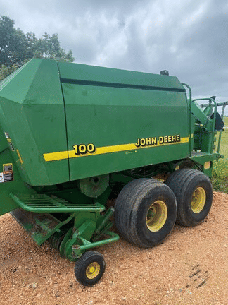 Main image John Deere 100