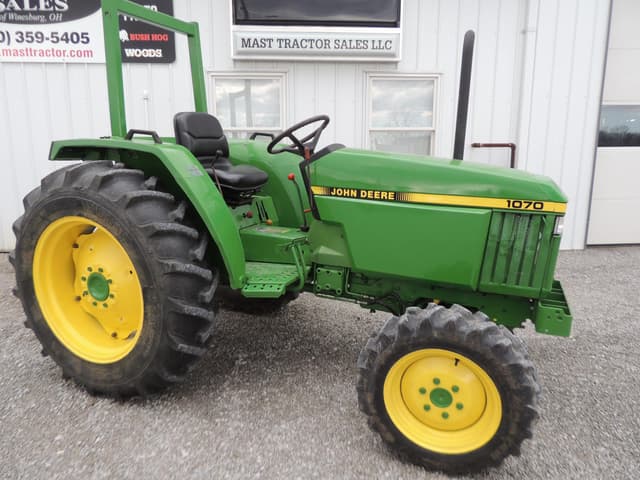 Image of John Deere 1070 equipment image 2