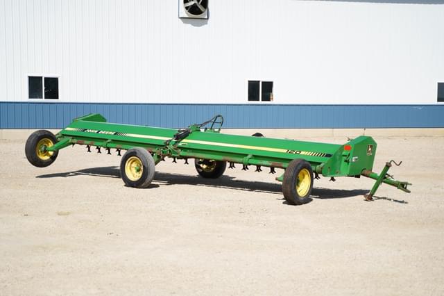 Image of John Deere 120 equipment image 2