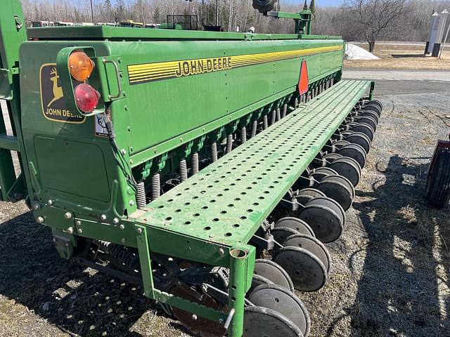 Image of John Deere 1520 equipment image 3