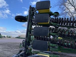 Main image John Deere 1710 26