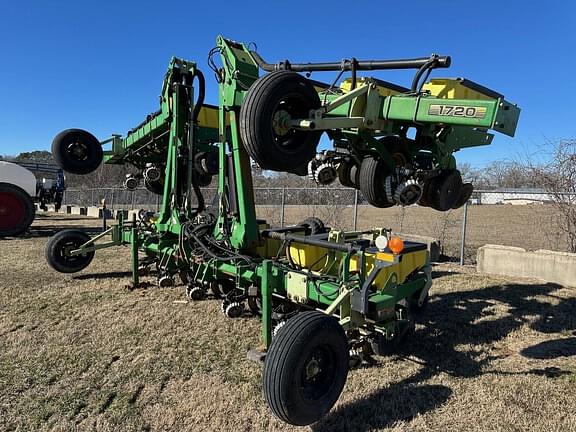 Image of John Deere 1720 Primary image