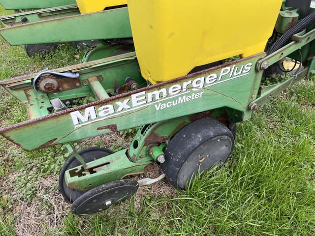 Image of John Deere 1730 equipment image 3