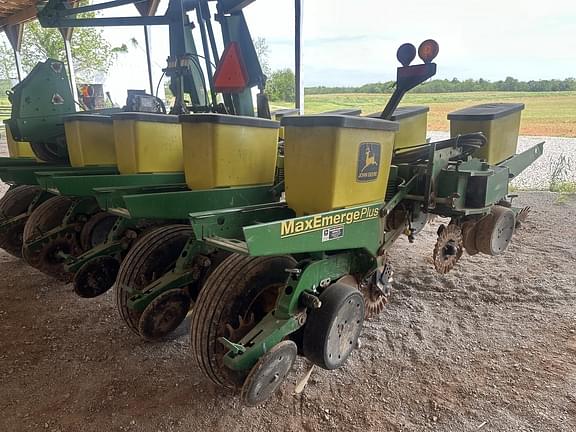 Image of John Deere 1760 equipment image 4