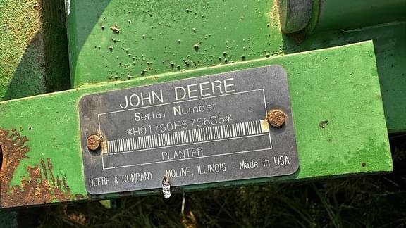 Image of John Deere 1760 equipment image 1