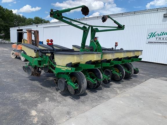 Image of John Deere 1760 equipment image 2