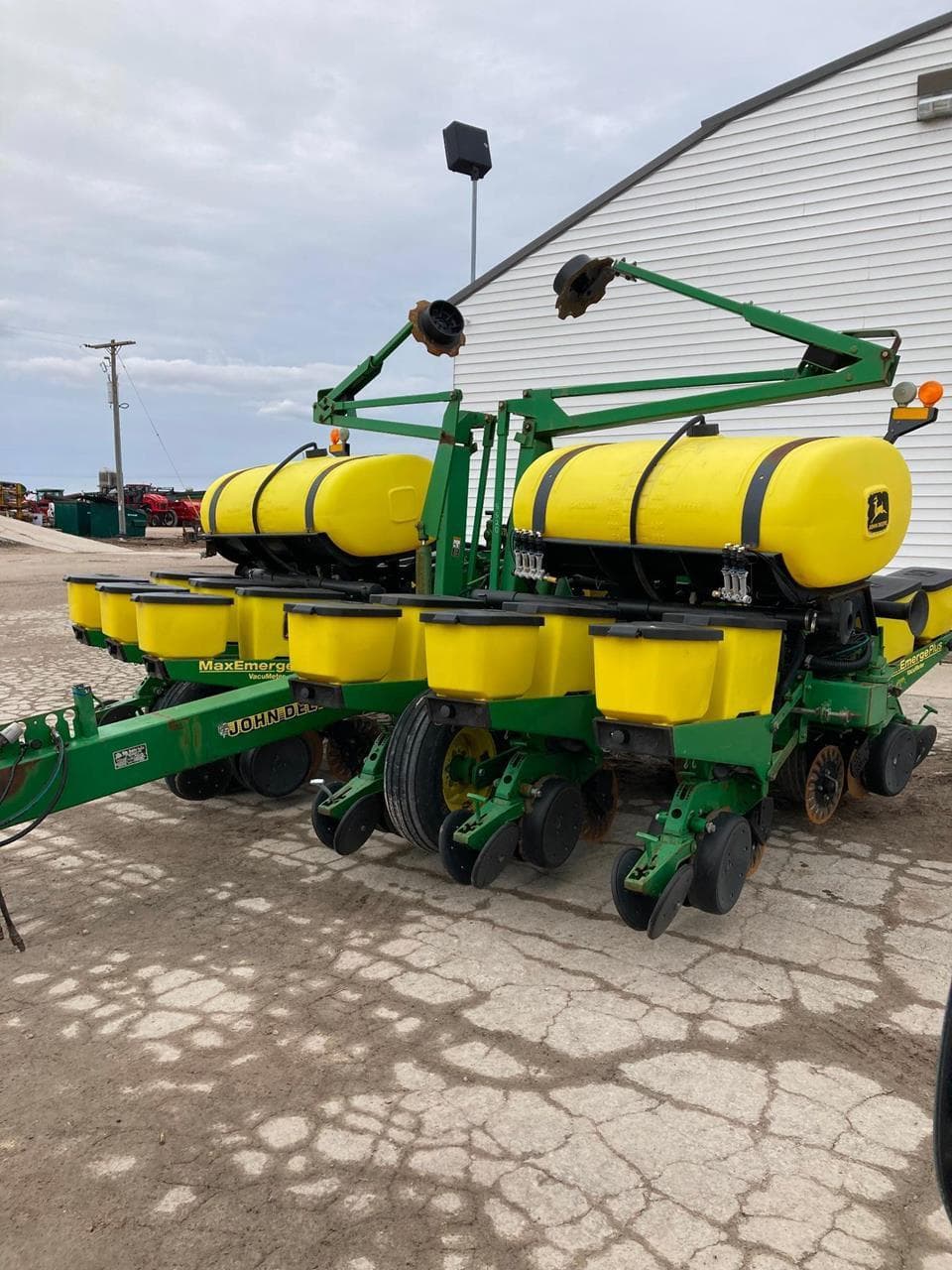 Image of John Deere 1760 Primary image