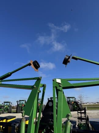 Image of John Deere 1760 equipment image 1