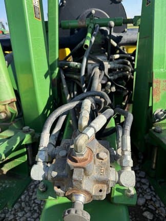 Image of John Deere 1760 equipment image 4