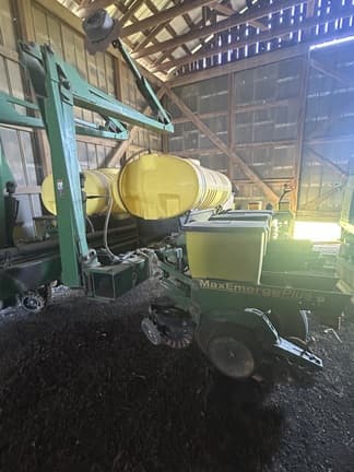 Image of John Deere 1770 equipment image 2