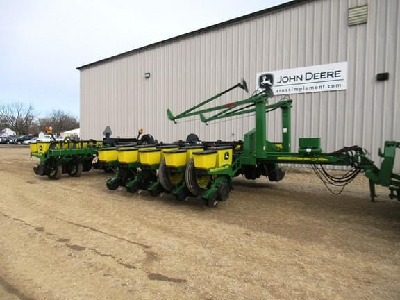 Image of John Deere 1770 equipment image 3