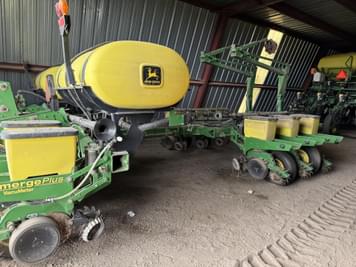 Main image John Deere 1770