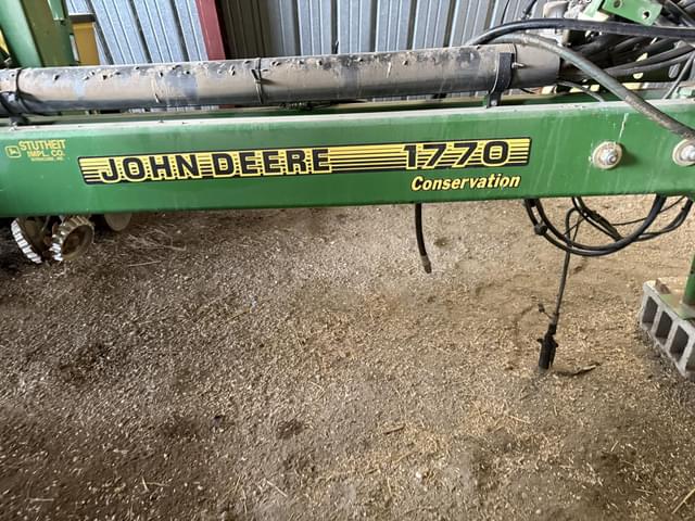 Image of John Deere 1770 equipment image 4