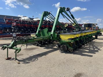 Main image John Deere 1770