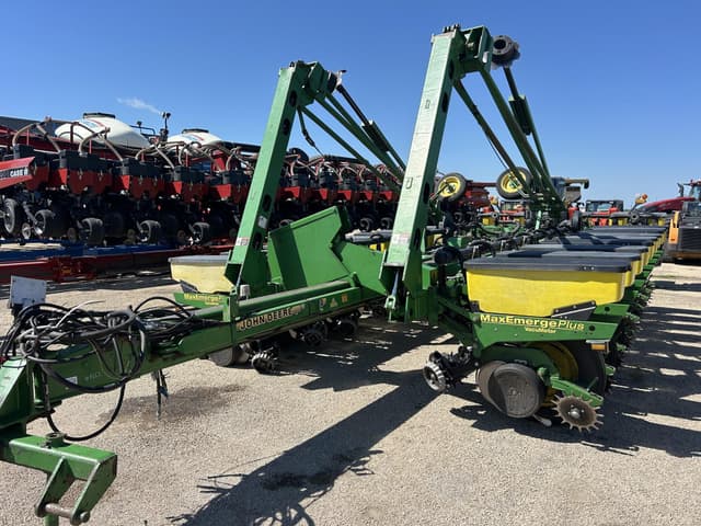 Image of John Deere 1770 equipment image 4