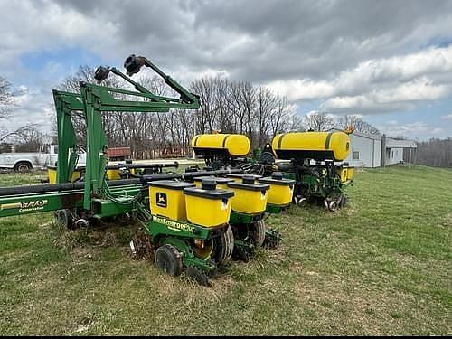 Image of John Deere 1770 equipment image 1