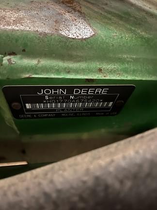 Image of John Deere 1770 equipment image 2