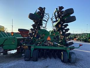 Main image John Deere 1850 6