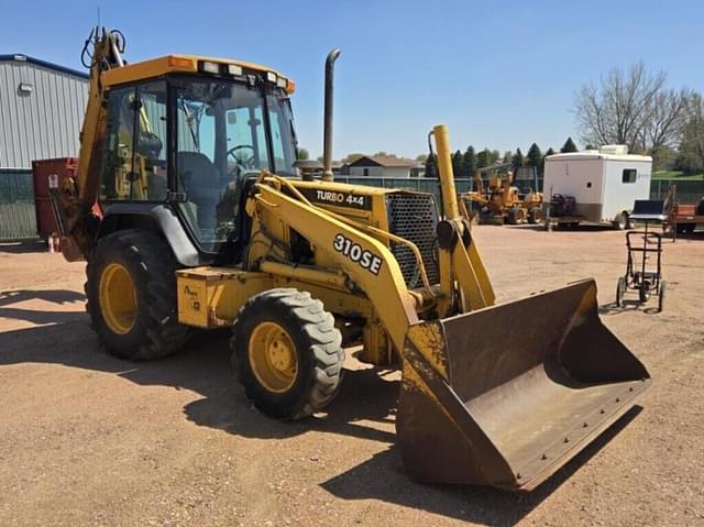 Image of John Deere 310 equipment image 2