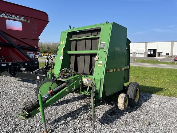 Image of John Deere 335 Image 1