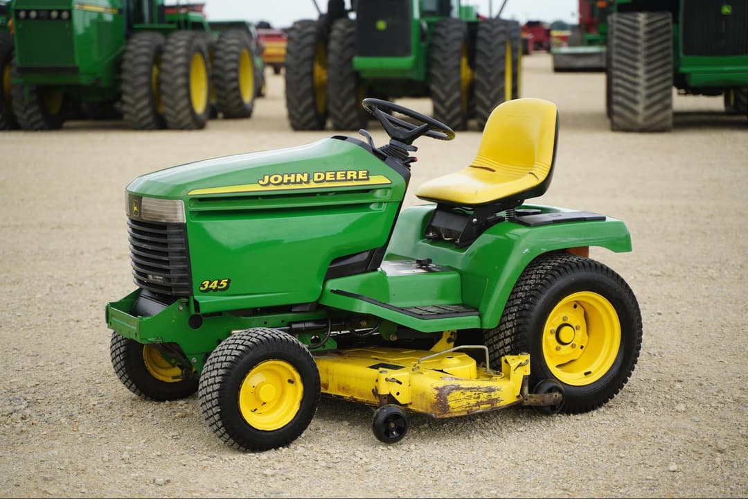 Image of John Deere 345 Primary image