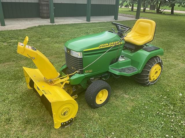 Image of John Deere 345 equipment image 2